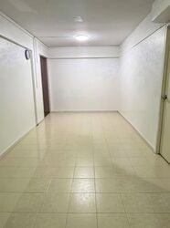 Blk 244 Jurong East Street 24 (Jurong East), HDB 3 Rooms #574918501